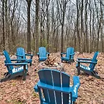 Peaceful Poconos Home With Hot Tub And Game Room!