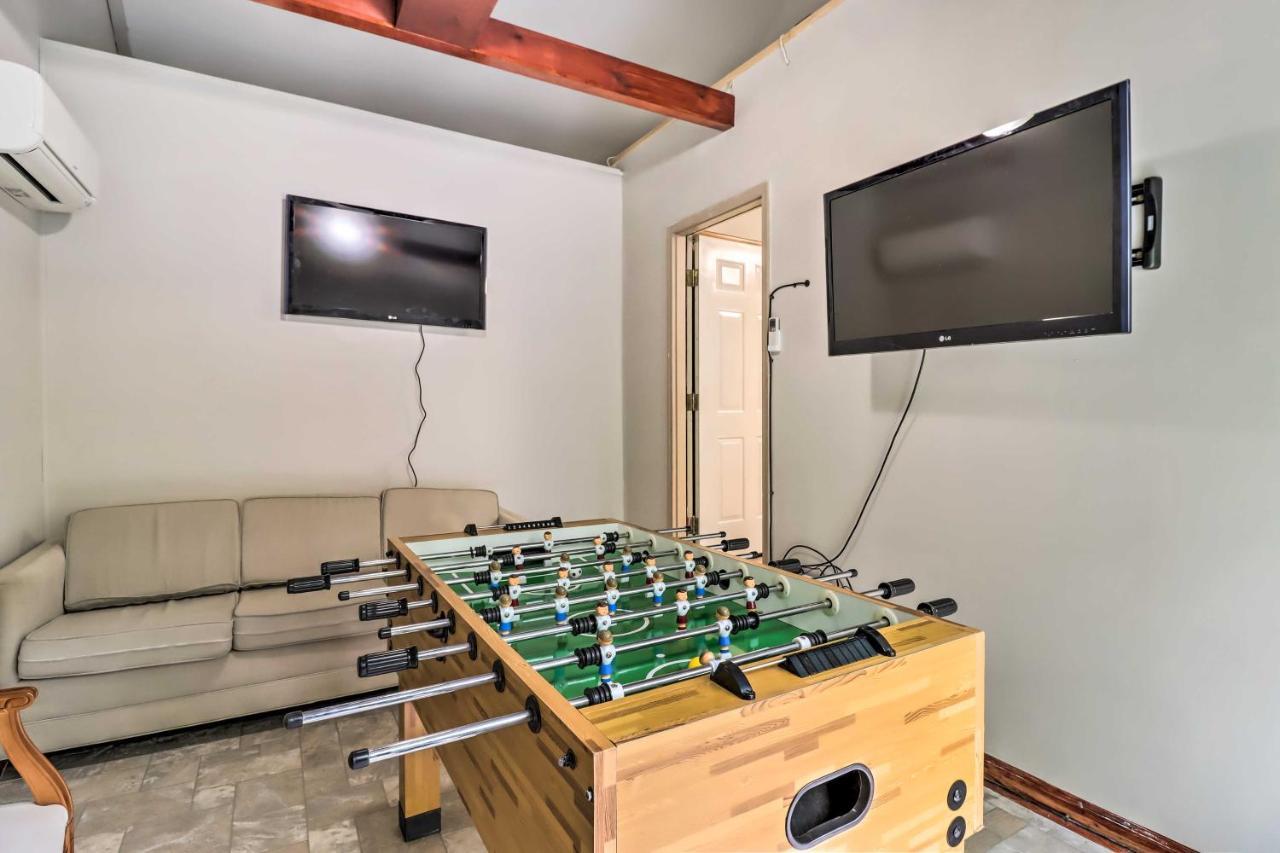 Peaceful Poconos With Hot Tub And Game Room! Holiday home *