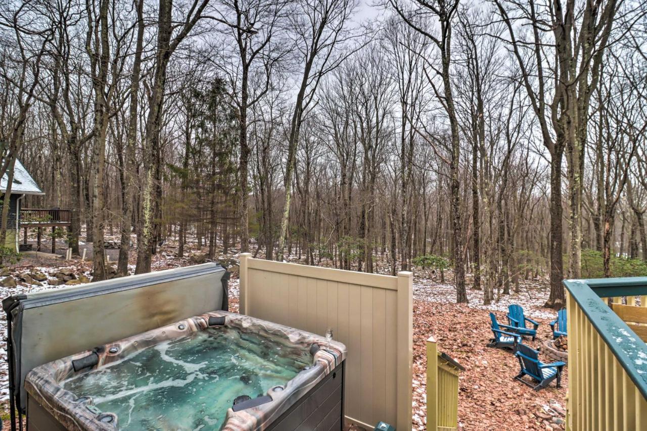 Peaceful Poconos With Hot Tub And Game Room! *